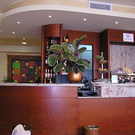 פורטוסקוזו Hotel Mistral מראה חיצוני תמונה