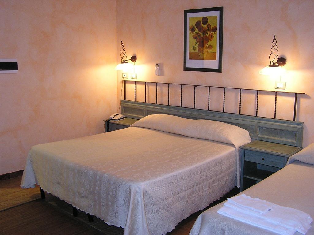 פורטוסקוזו Hotel Mistral מראה חיצוני תמונה
