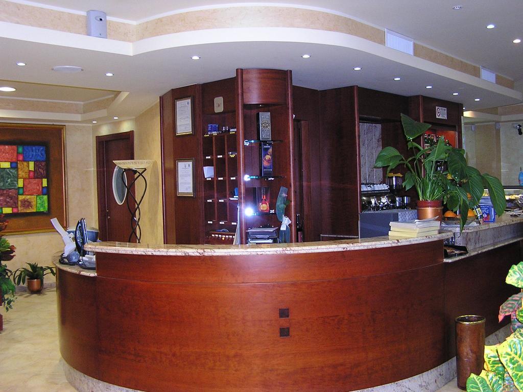 פורטוסקוזו Hotel Mistral מראה חיצוני תמונה