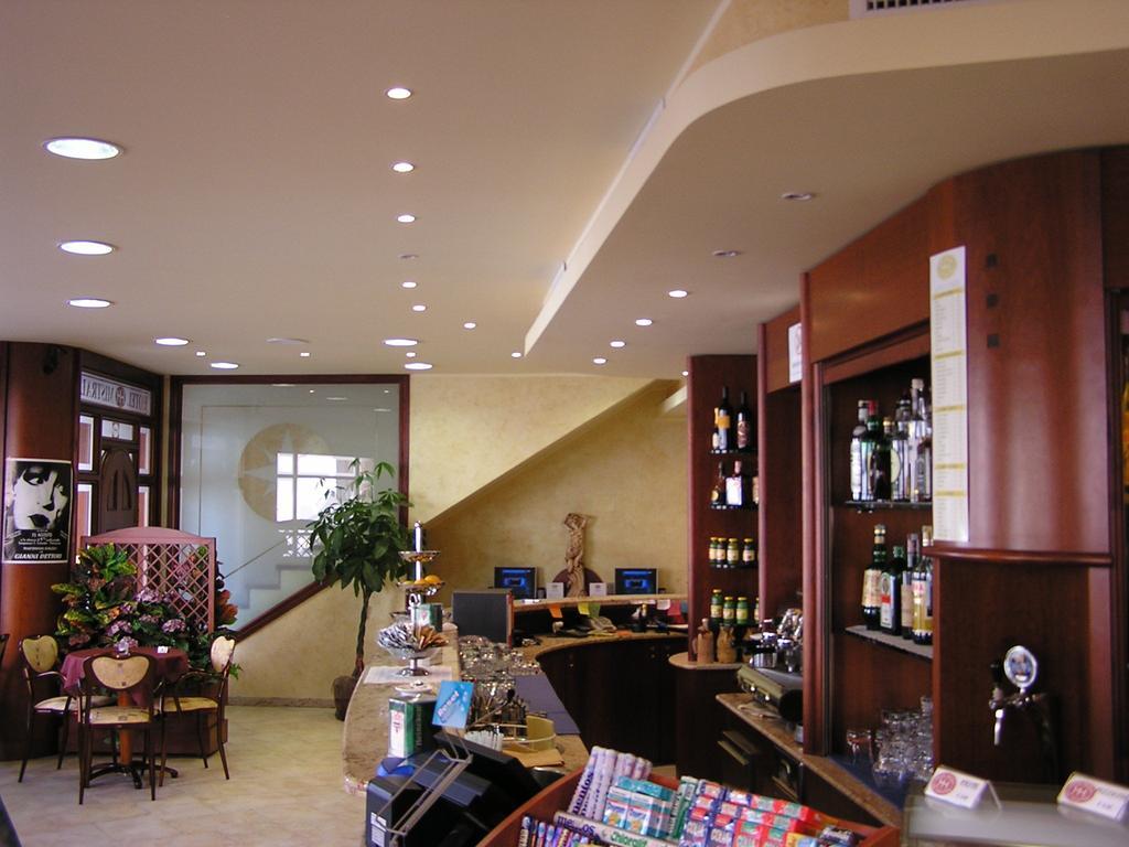 פורטוסקוזו Hotel Mistral מראה חיצוני תמונה